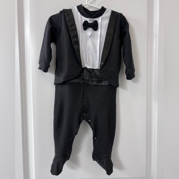 Cutest Little Tux - Baby Tuxedo Footie Outfit Bow Tie Wedding Tux Comfortable - Picture 1 of 11